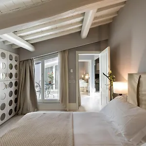 https://cavalieri-palace-luxury-residences.it-tuscanyhotel.com